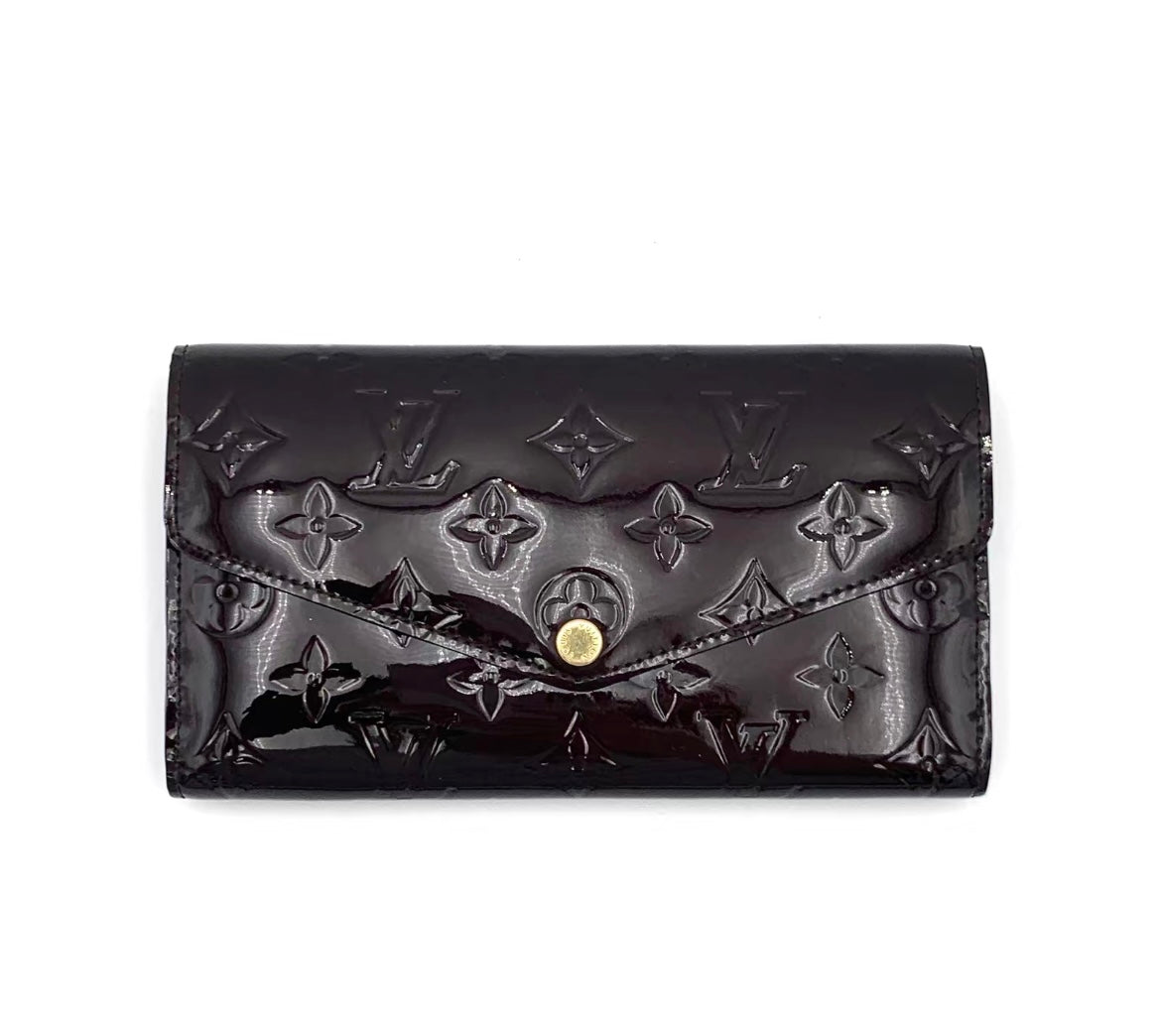 Pre-Loved Louis Vuitton Vernis Wallet Sarah Monogram Amarante