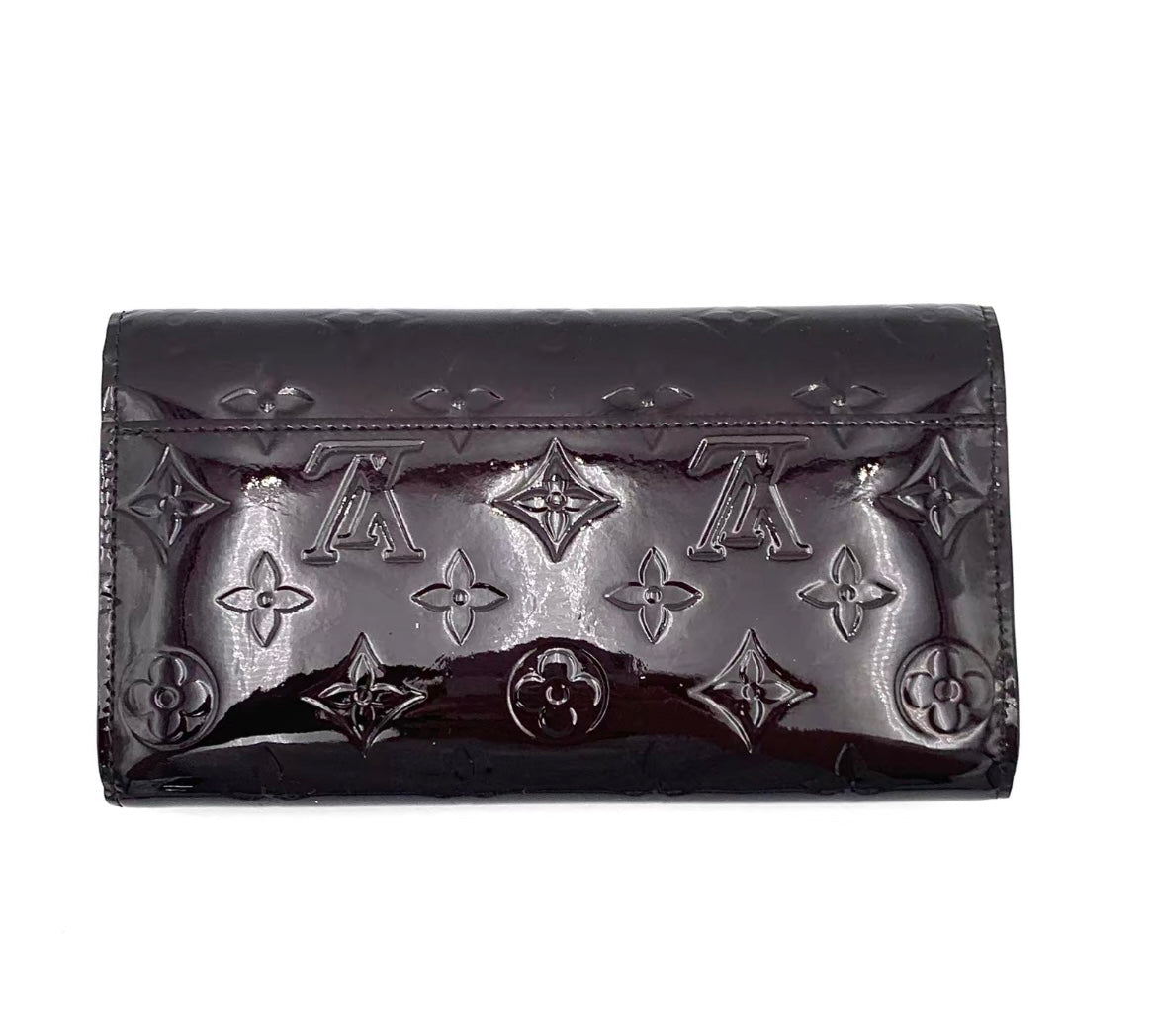 Pre-Loved Louis Vuitton Vernis Wallet Sarah Monogram Amarante