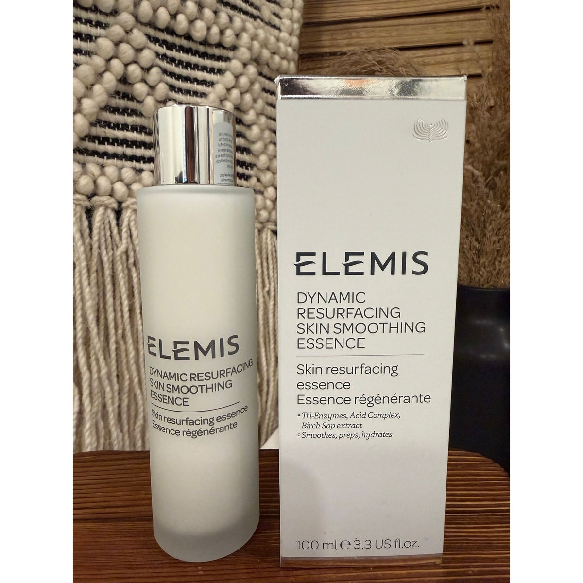 $90 MSRP | ELEMIS Dynamic Resurfacing Skin Smoothing Essence